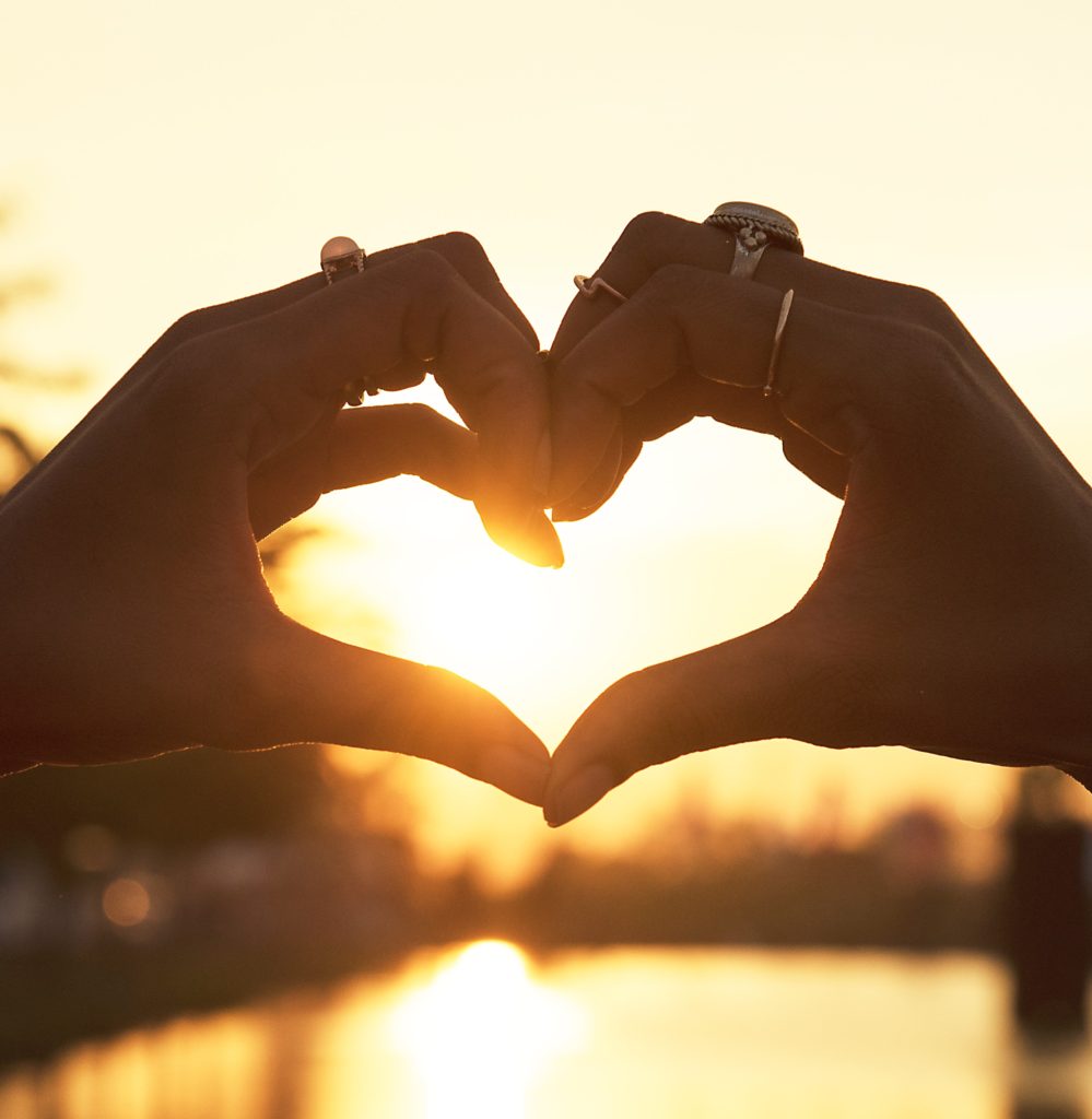 love, chronic illness, dating, lyme disease, mold illness